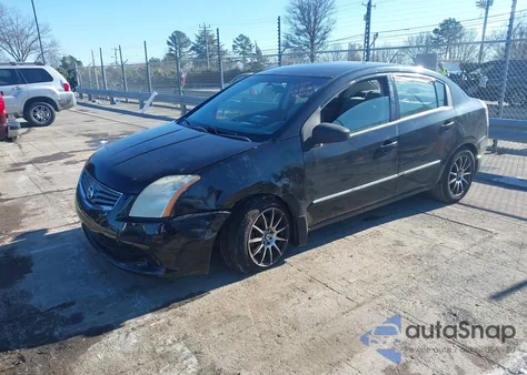 2010 Nissan Sentra 2.0S z USA, uszkodzony, nr VIN 3N1AB6AP8AL658086